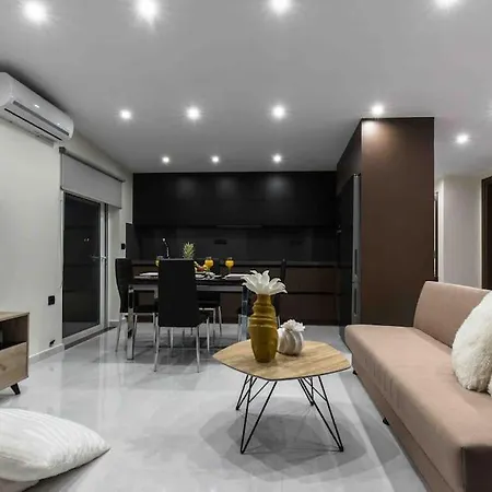 公寓 Sweet - Big Balcony With Great View 基萨莫斯
